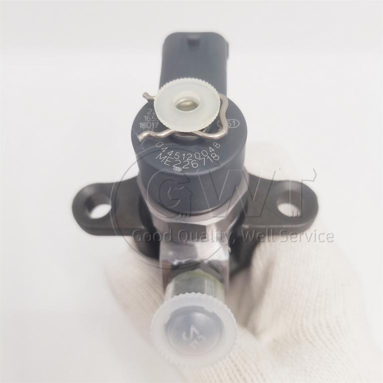 BOSCH Injector 0445120048 ME226718 ME222914 Common Rail Diesel Injector For MERCEDES-BENZ MITSUBISHI
